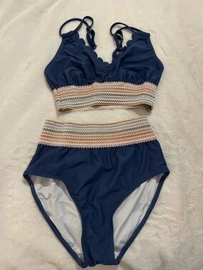 Navy Scallop High-Waist Women’s Bikini